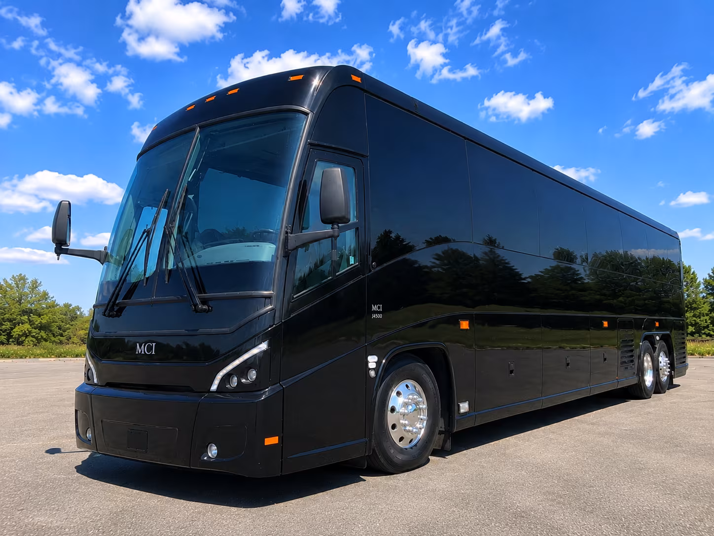 buccaneers and bowl game bus rentals to raymond james stadium