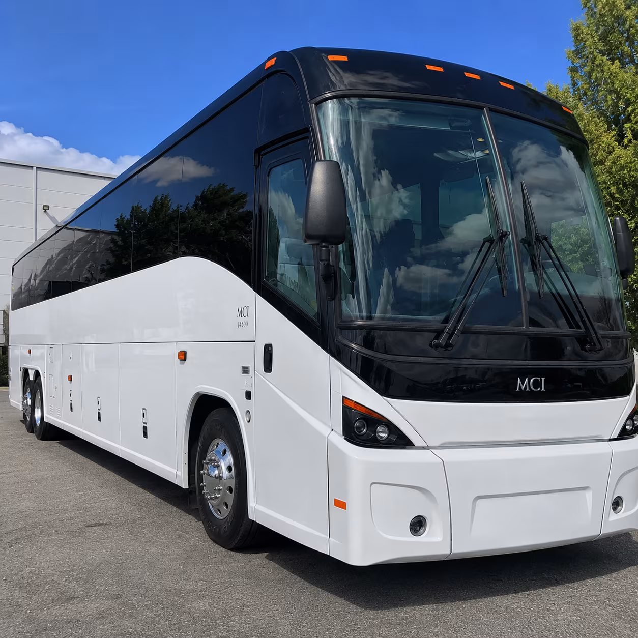 for the best multi day group travel book your largo charter bus early